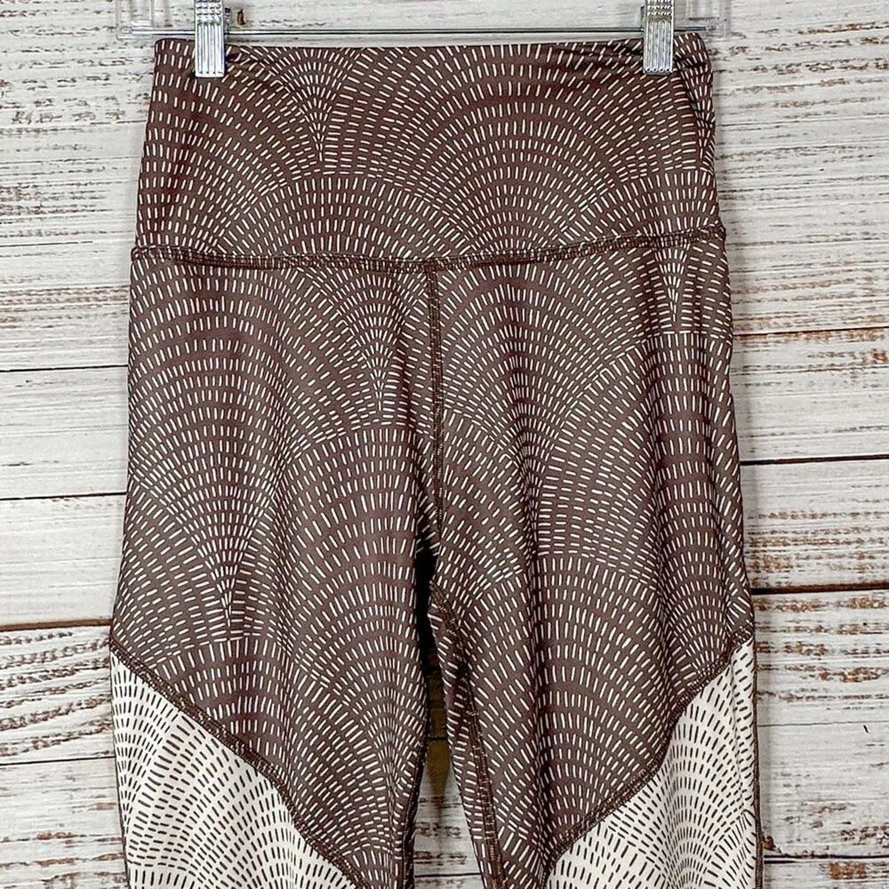 Beyond Yoga Lux High Waisted Angled Midi Legging, EUC, Medium, MSRP $88 - Image 2