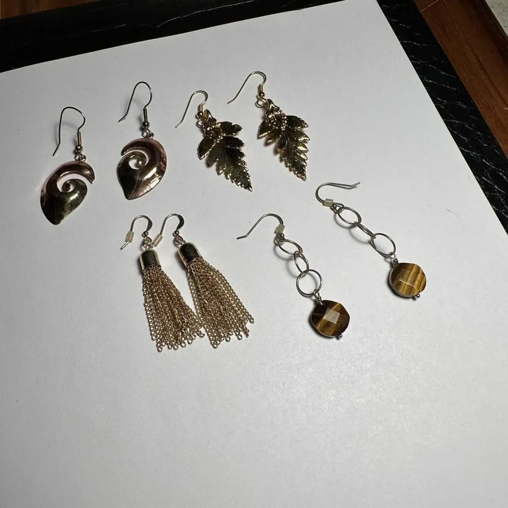 Lot Of 4 Dangle Drop Pierced Earrings - Image 3