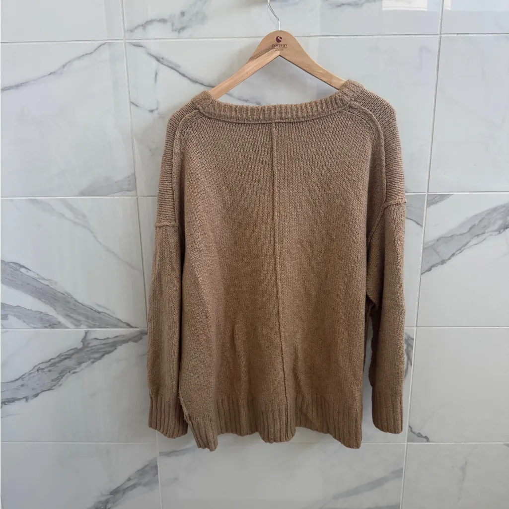 Free People Brookside oversized sweater in desert camel brown - size small - Image 3