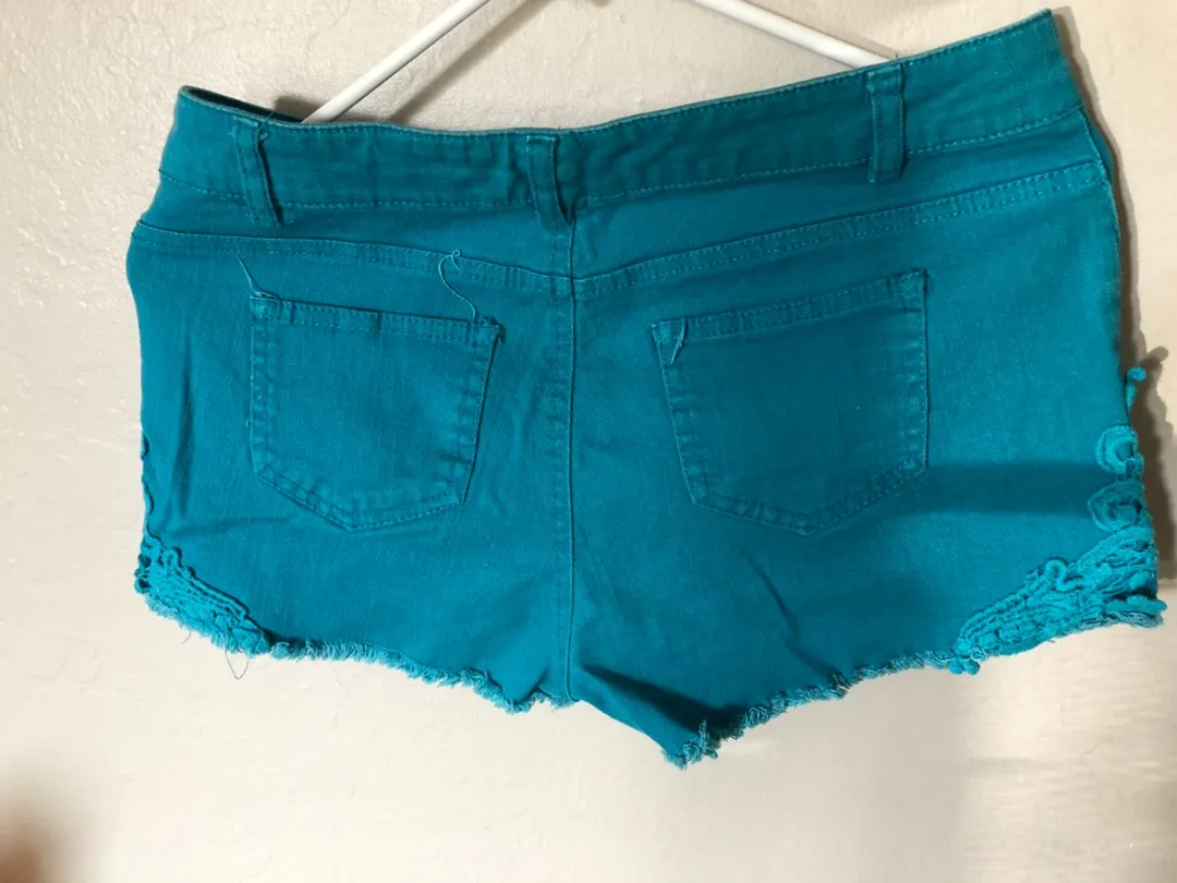 Short Shorts Size M - Image 4