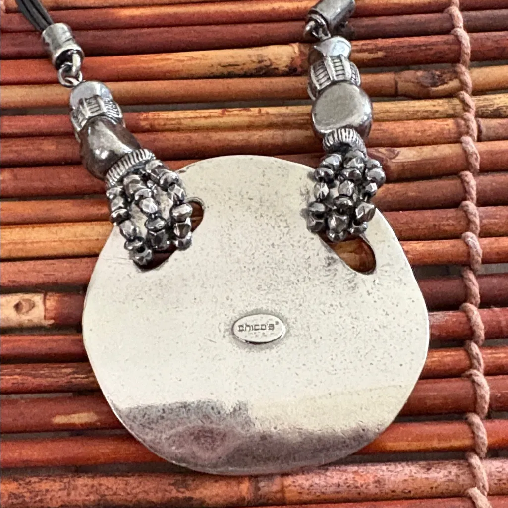 Chico's Textured Silver Pendant Necklace 16”-20” - Image 5