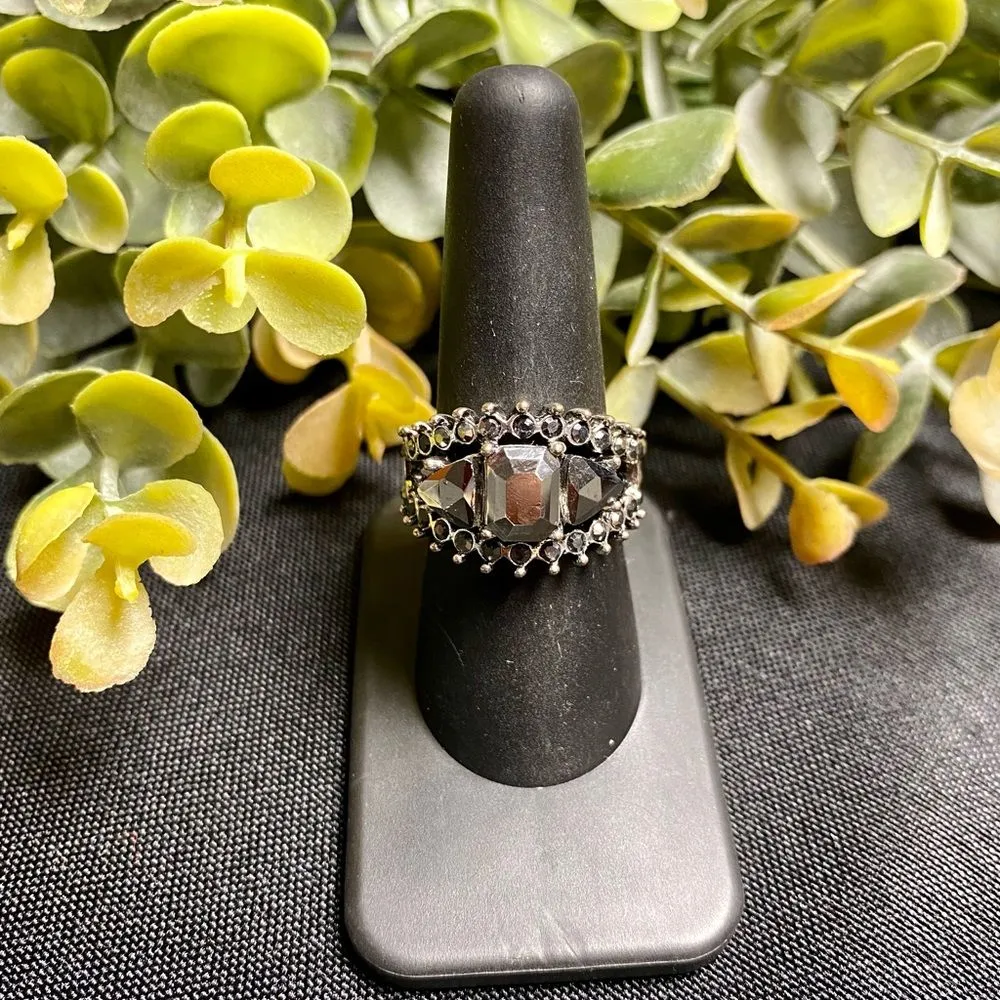 Paparazzi Rogue Royal Black Ring (130) - Image 3