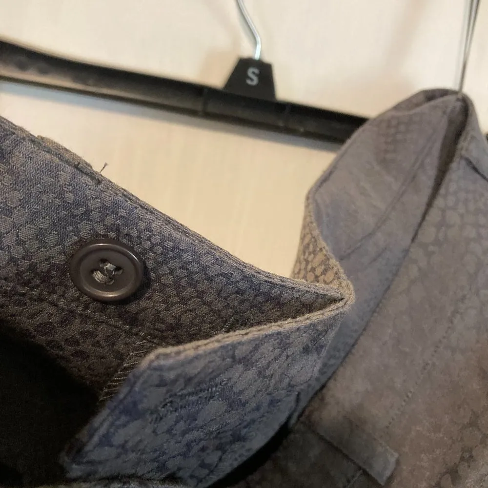 Silvian Heach women's size 26 inside & out snakeskin print skinny pants 28x29 " Gray - Image 6