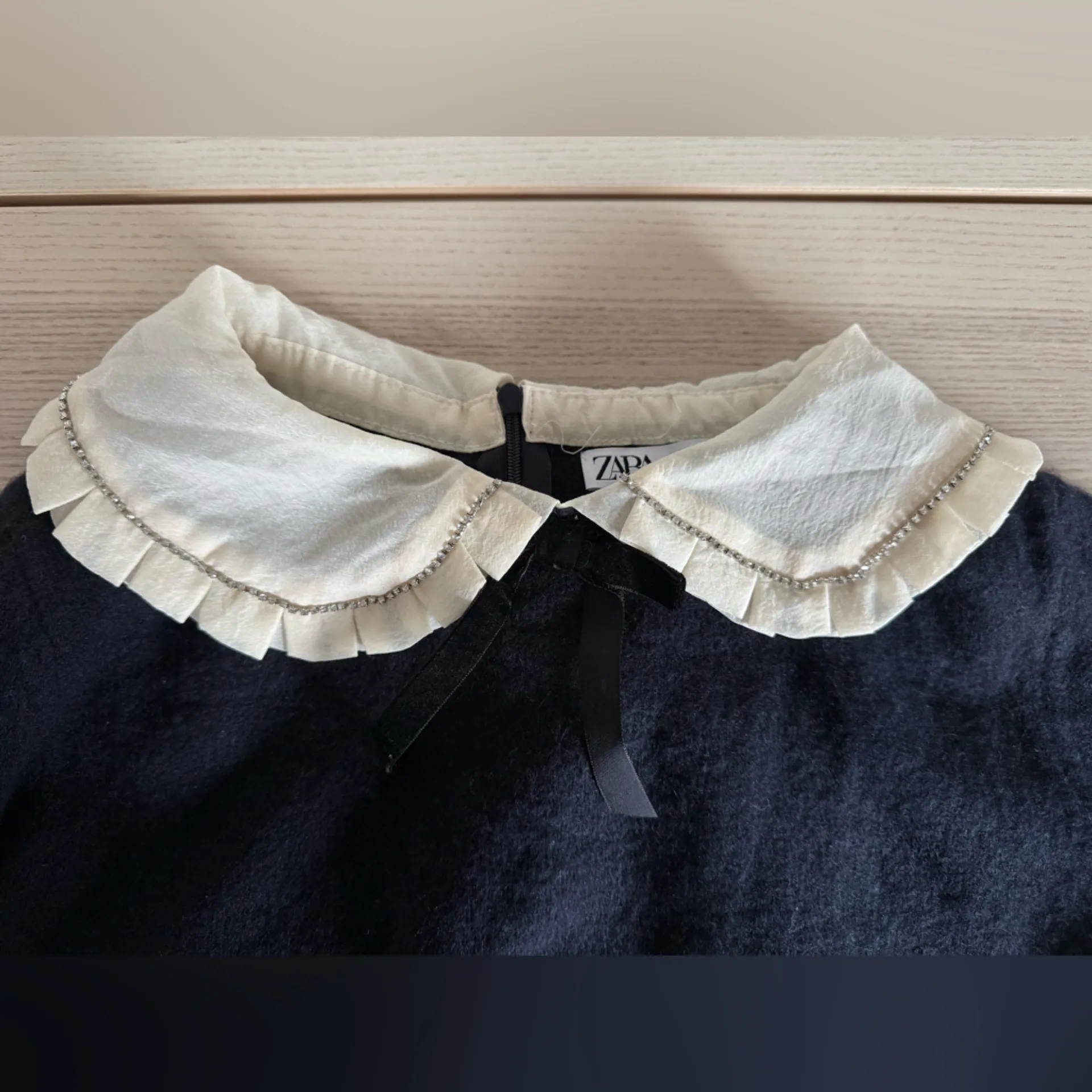 ZARA Navy Blue Rhinestone Trim Peter Pan Pointelle Collar Knit Sweater size M - Image 10