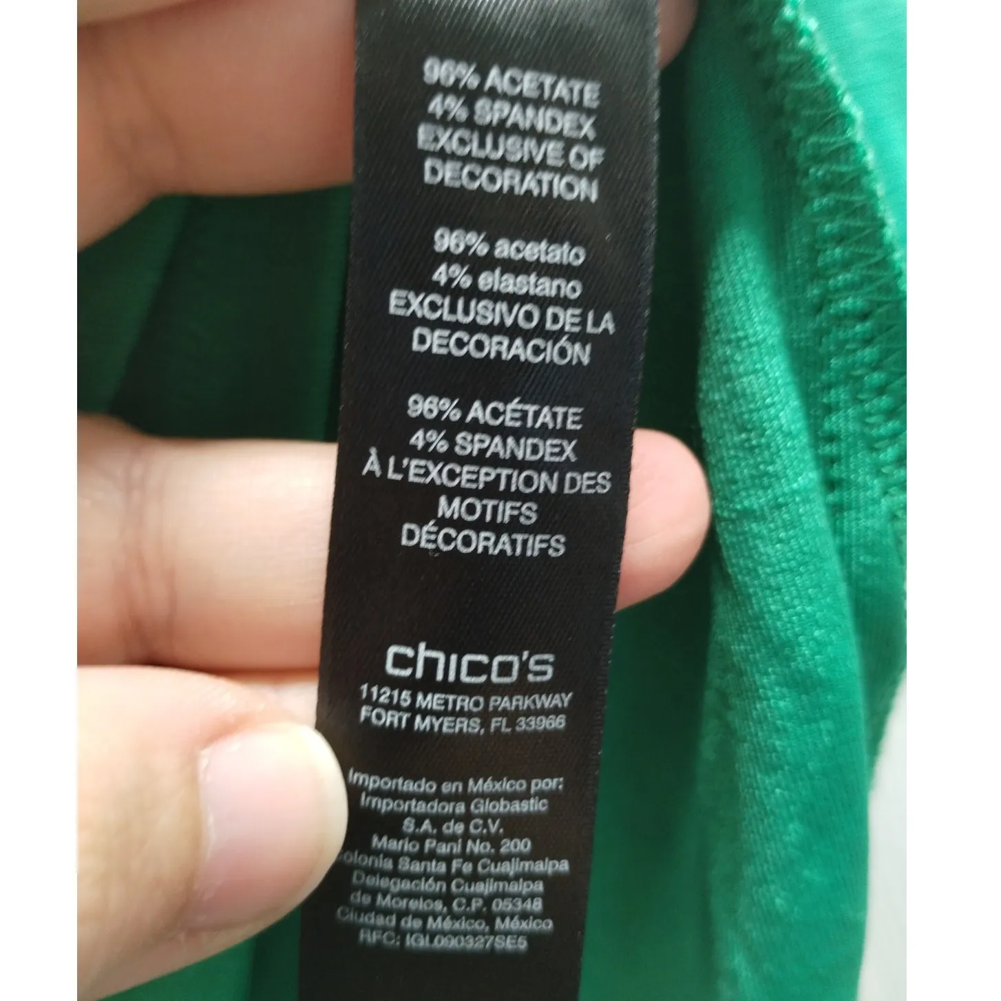 Chico's Travelers Size 0 (Small) Green Slinky Stretch 3/4 Sleeves V-Neck Top - Image 7