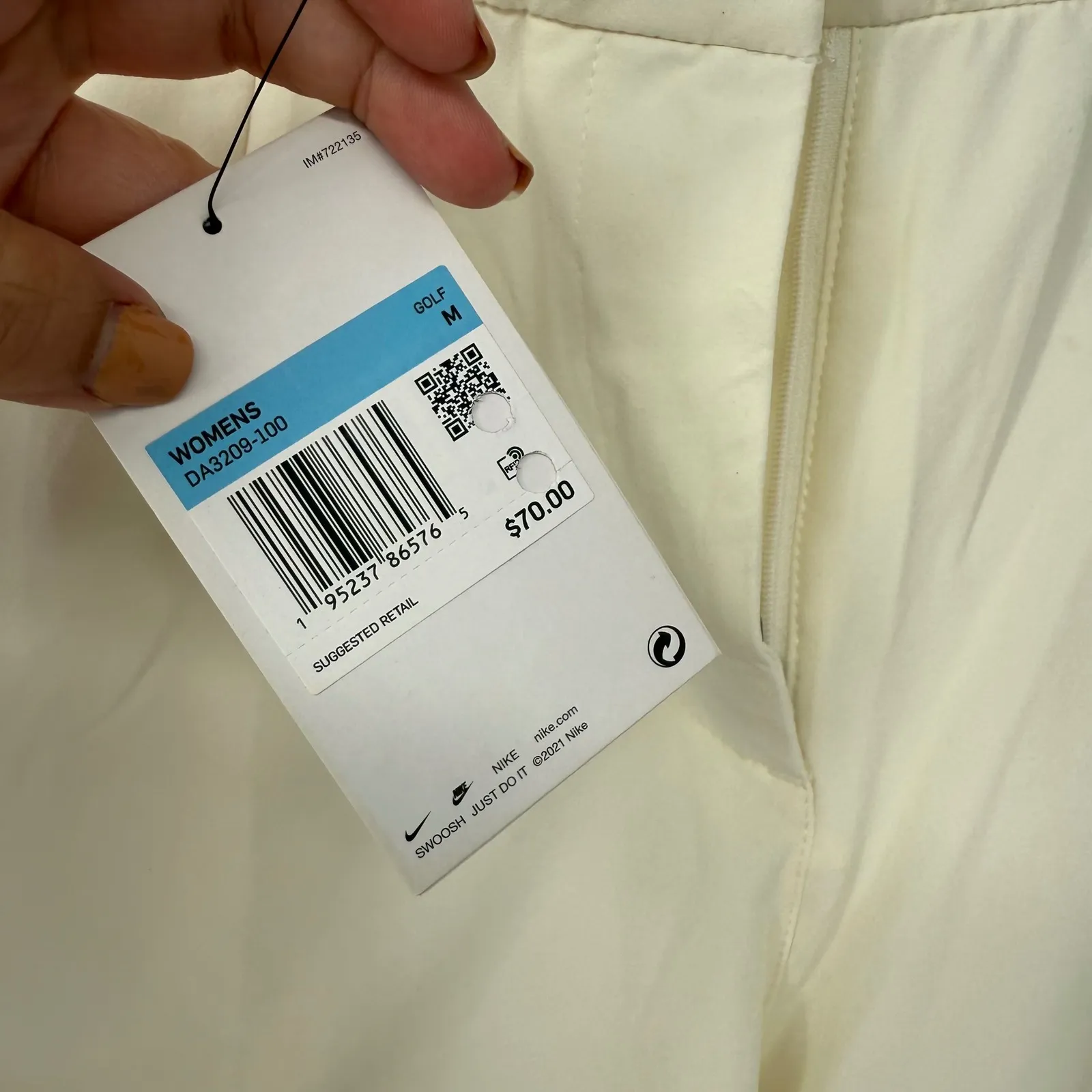 Nike Victory Golf Shorts Womens L White DA3209-100 Dri-FIT Standard Fit - Image 4