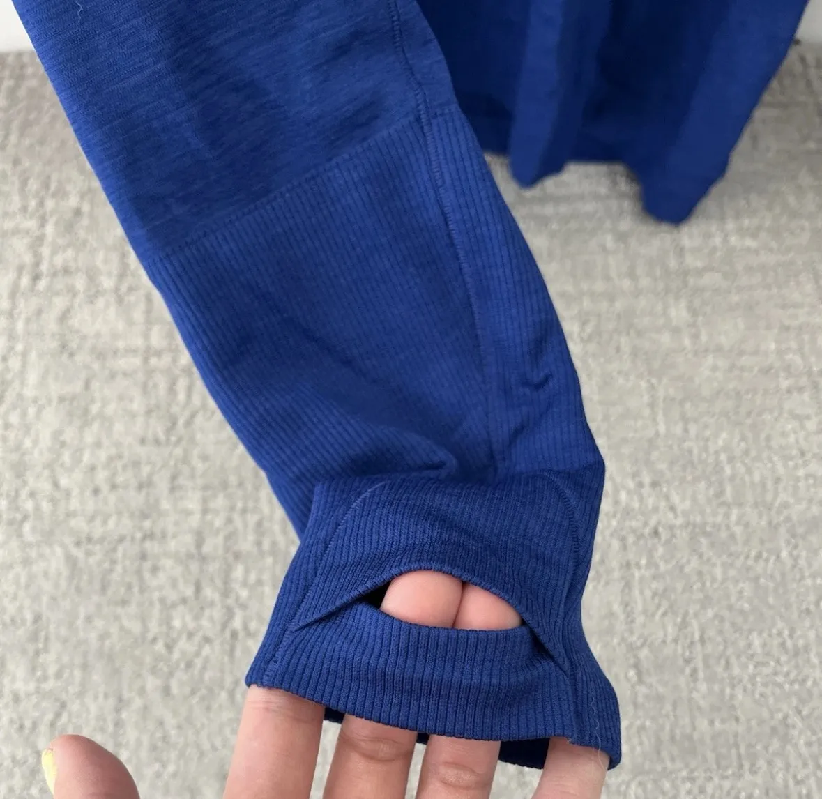 Swiftly Tech Long Sleeve 2.0  SYMPHONY BLUE  Size 8 top - Image 3