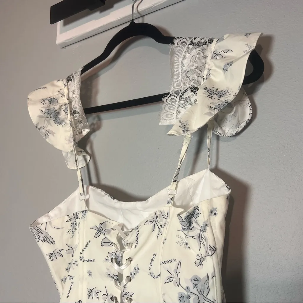 Corset Babydoll Tank Top Ruffles Cream Blue Size Medium Floral Birds Cottagecore White - Image 7
