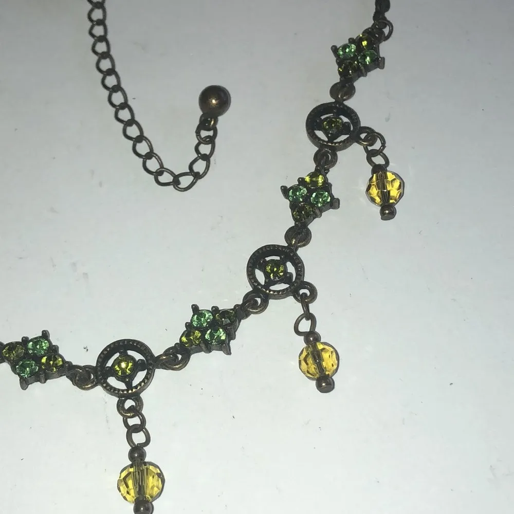 Aged Brass Tone Green Glass Beaded Boho Dainty Necklace Pierced Earrings Set - Image 5