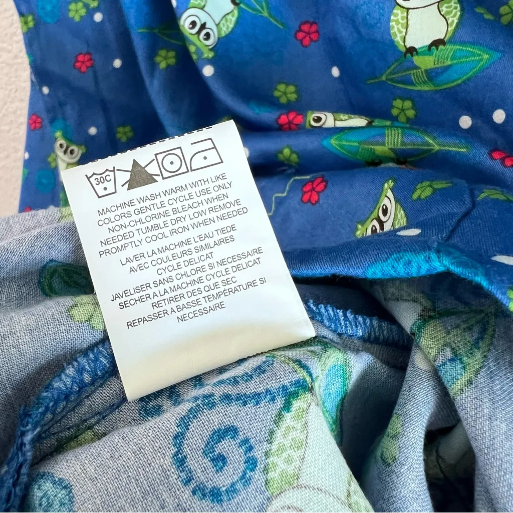 Crocs Medical Women’s Owl Print Scrub Top - Image 9