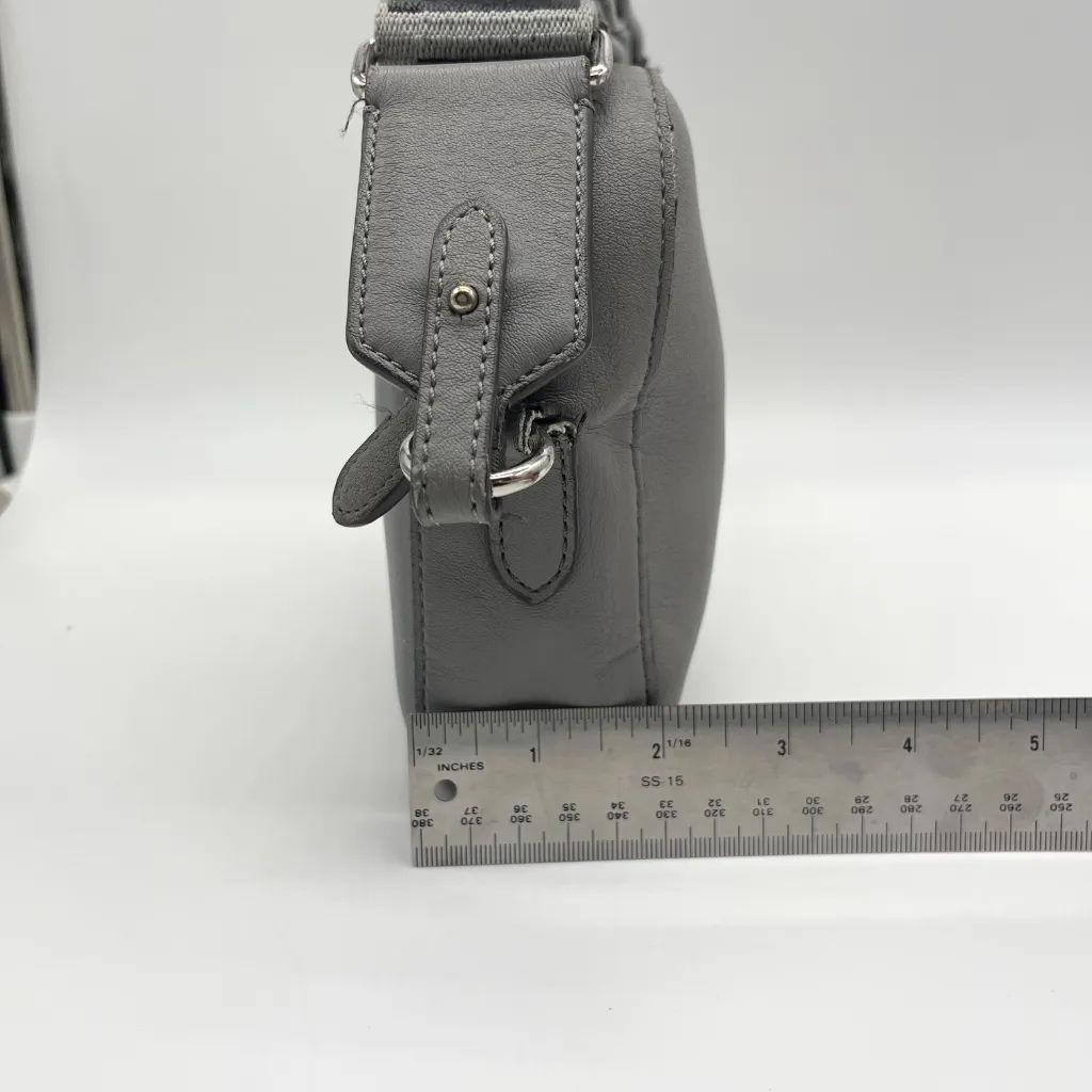 Stella McCartney Authentic Grey Logo Crossbody Camera Bag Preowned - Image 10