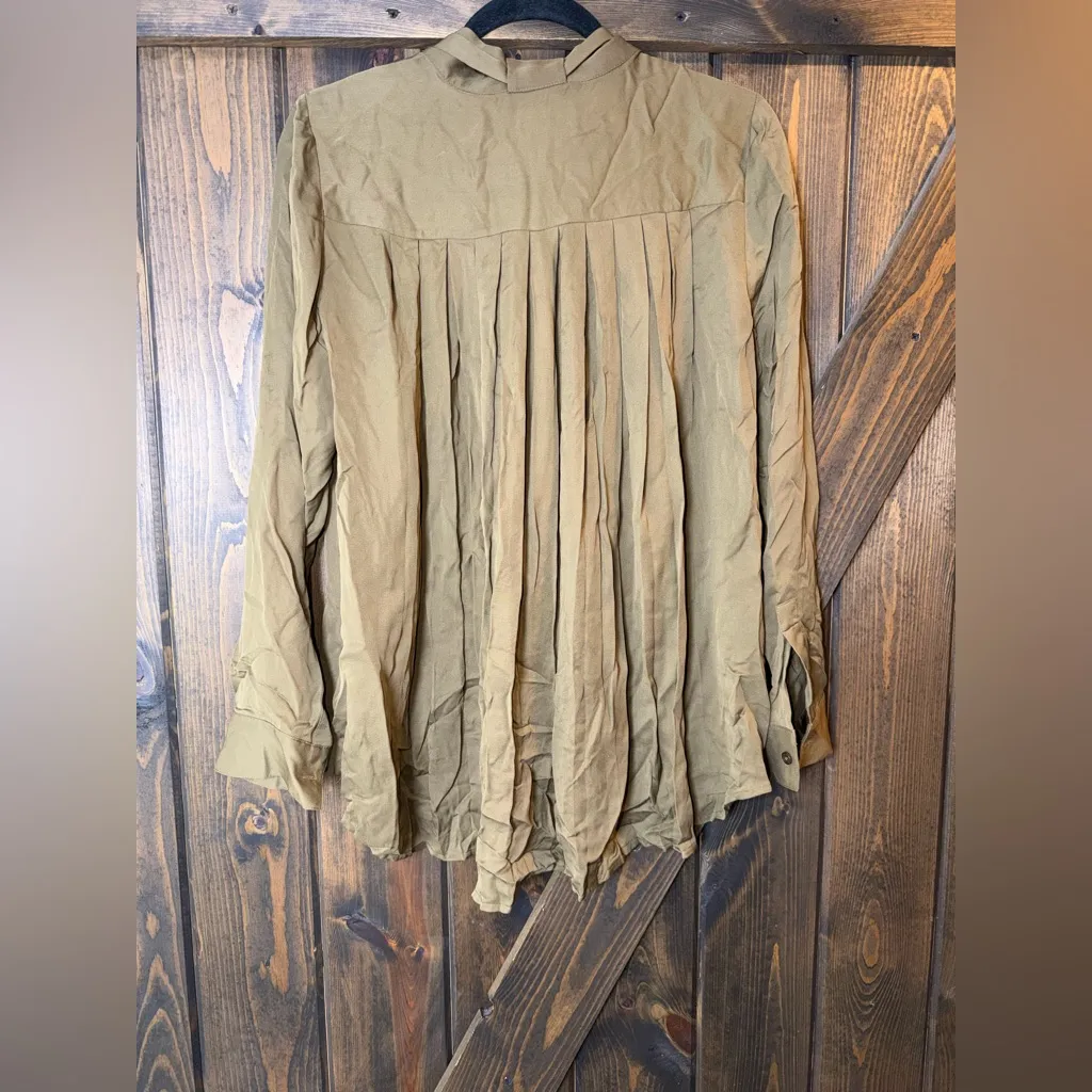 Michael Kors 100% Silk Neck Bow Blouse - Image 2