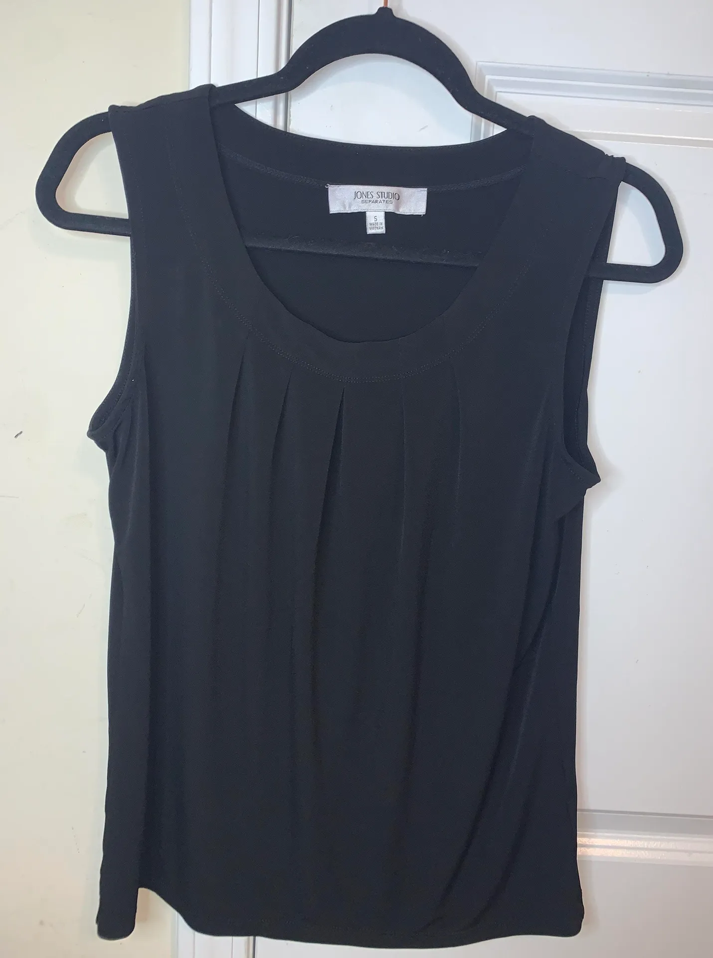 Jones Studio Separates Classy Black Blouse - Image 2