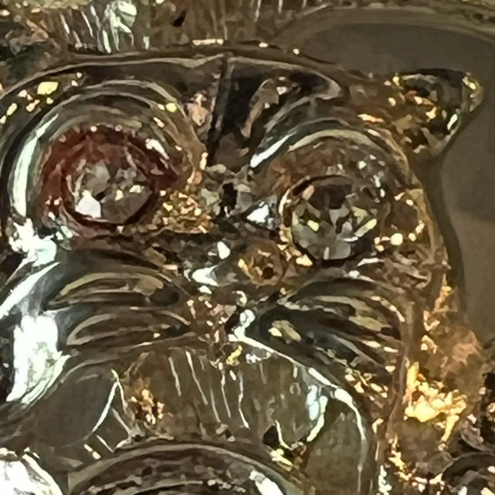 Vintage Very Large Spinning Bling Silver Bulldog Circular Medallion Pendant - Image 8