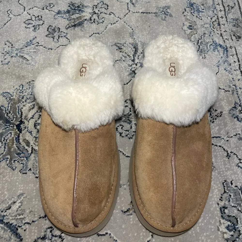UGG Disquette Platform Slipper - Image 9