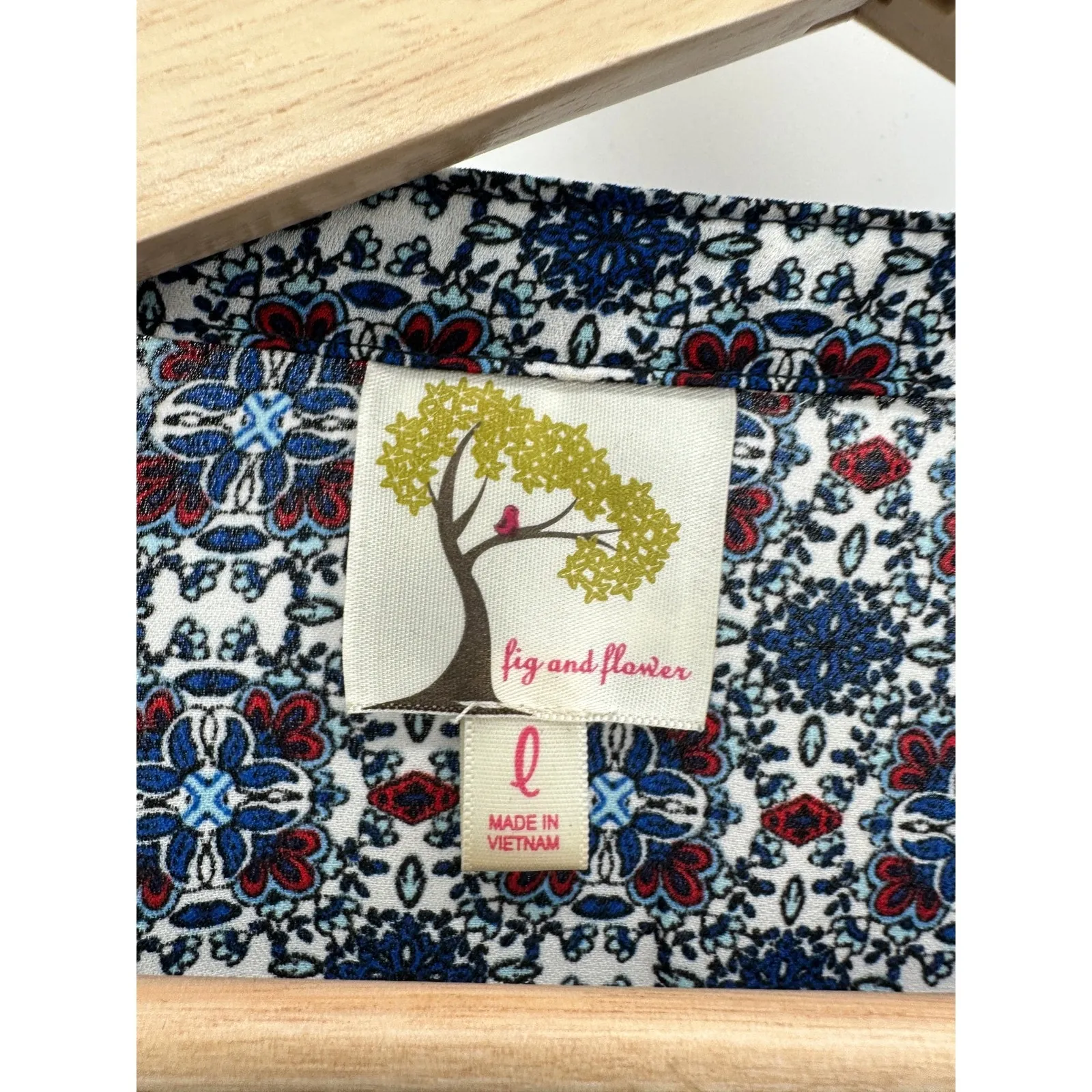 Fig and Flower Womens Pleated Artsy Top Size L Flare Sleeves Boho Unique Hippie Size L - Image 7