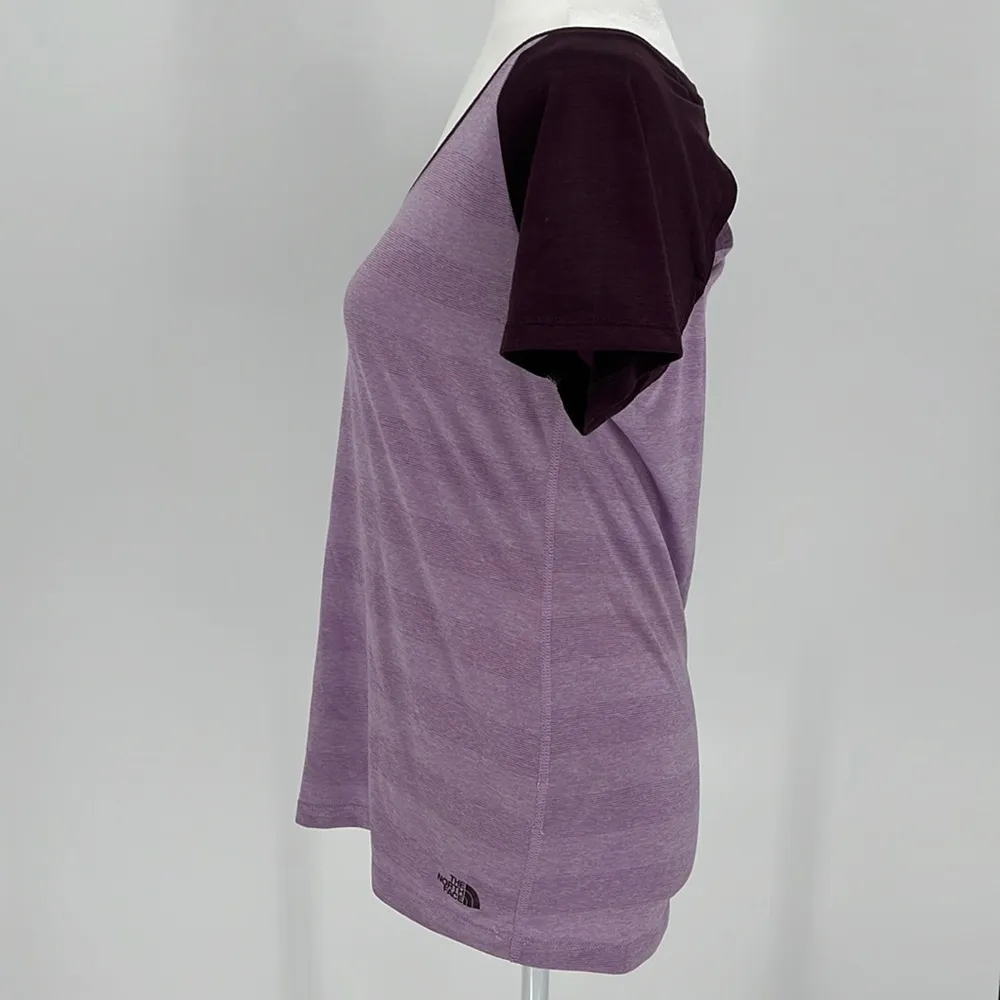 North Face Flash Dry Athletic Running Short Sleeve Shirt Purple Size Medium - Image 4
