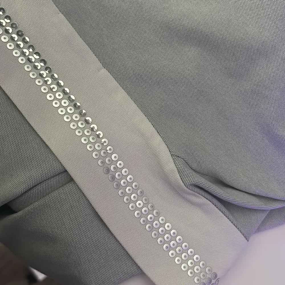 Golfino Women’s Light Gray Quarter - Image 4