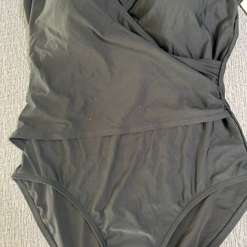 Calvin Klein Women’s One Piece Black Swimsuit - Image 6