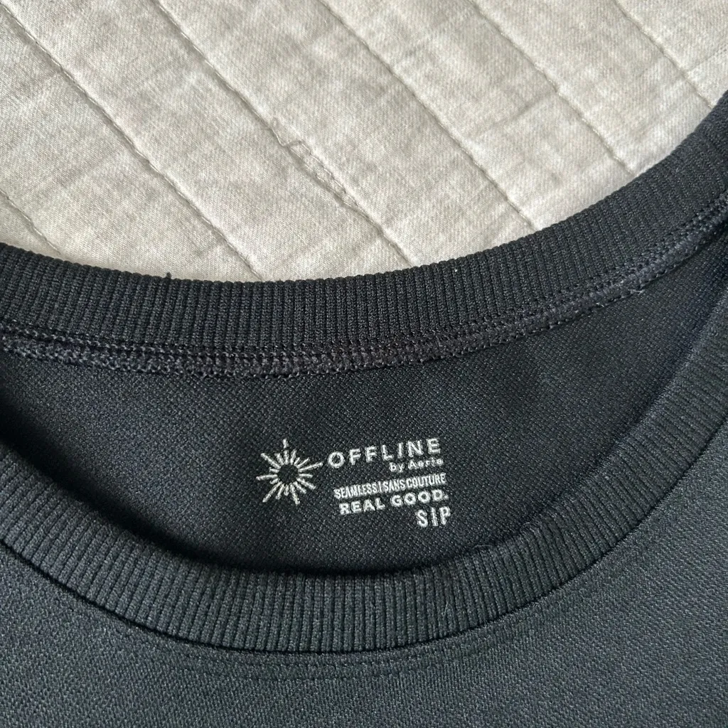 Aerie Offline black seamless workout lounge crop tee shirt S - Image 3