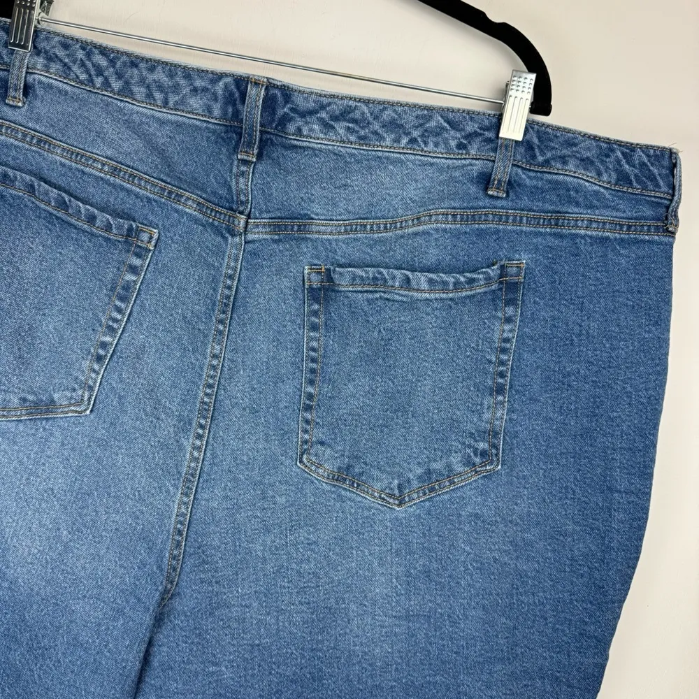 Torrid Womens Cut Off Button Fly Shorts Plus Sz 28 Medium Wash Raw Hem - Image 7