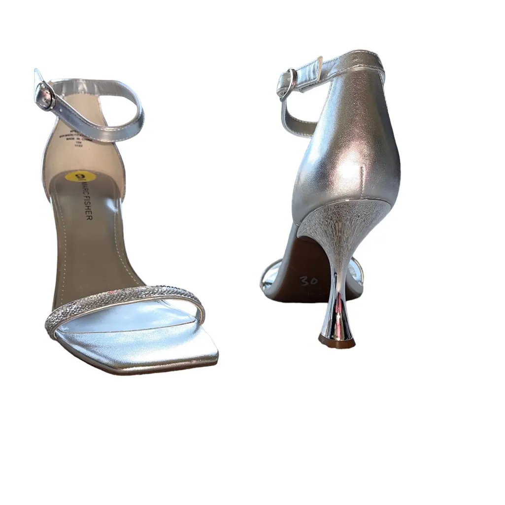 NEW MARC FISHER Ankle Strap Sequins Detailing Square Toe Sandal - Image 5