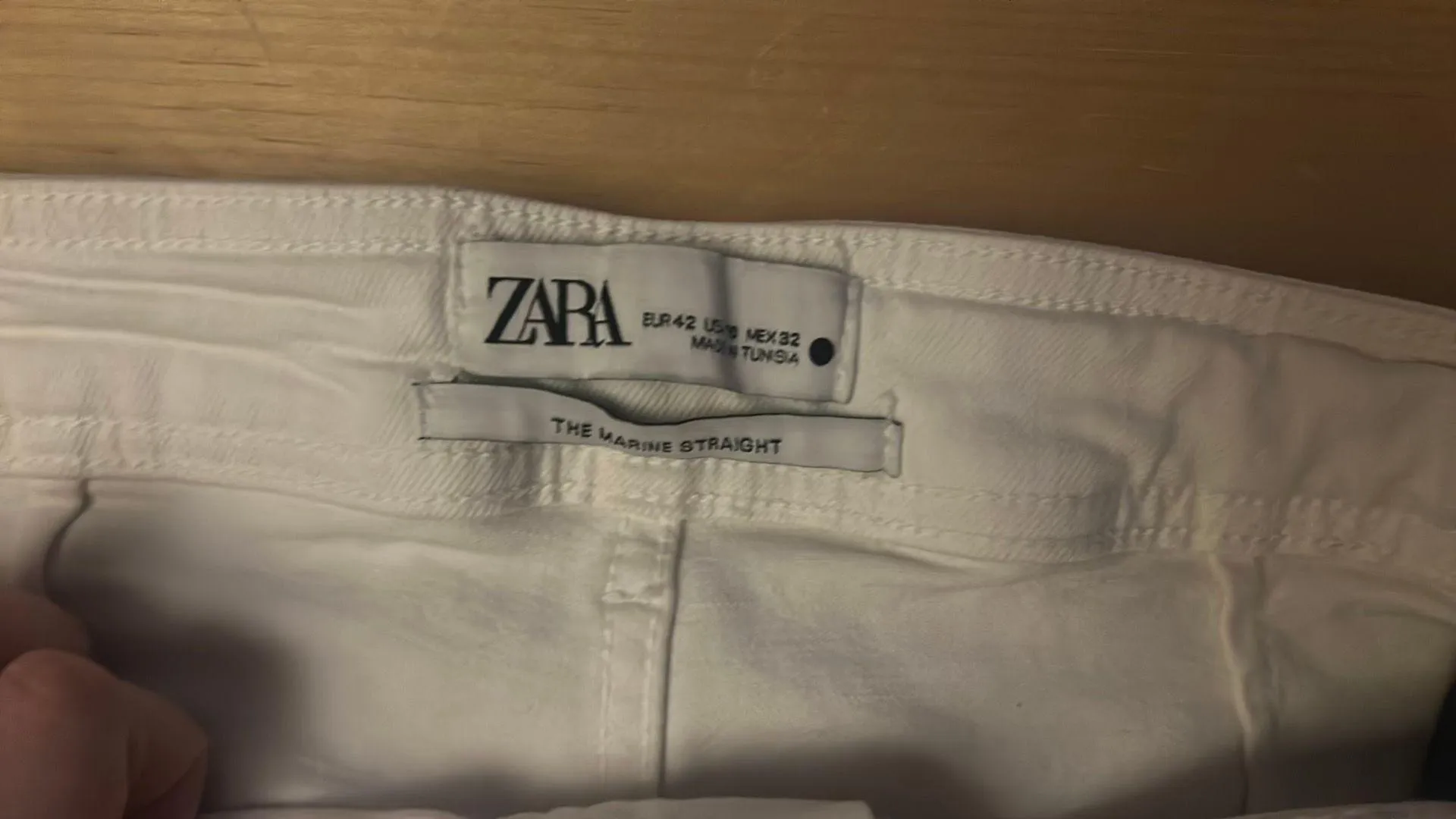 High Rise White/ Cream Colored Jeans - Image 4