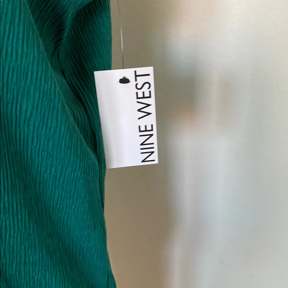 NWT Women's Nine West Texture Pleated Knit Top - Image 4