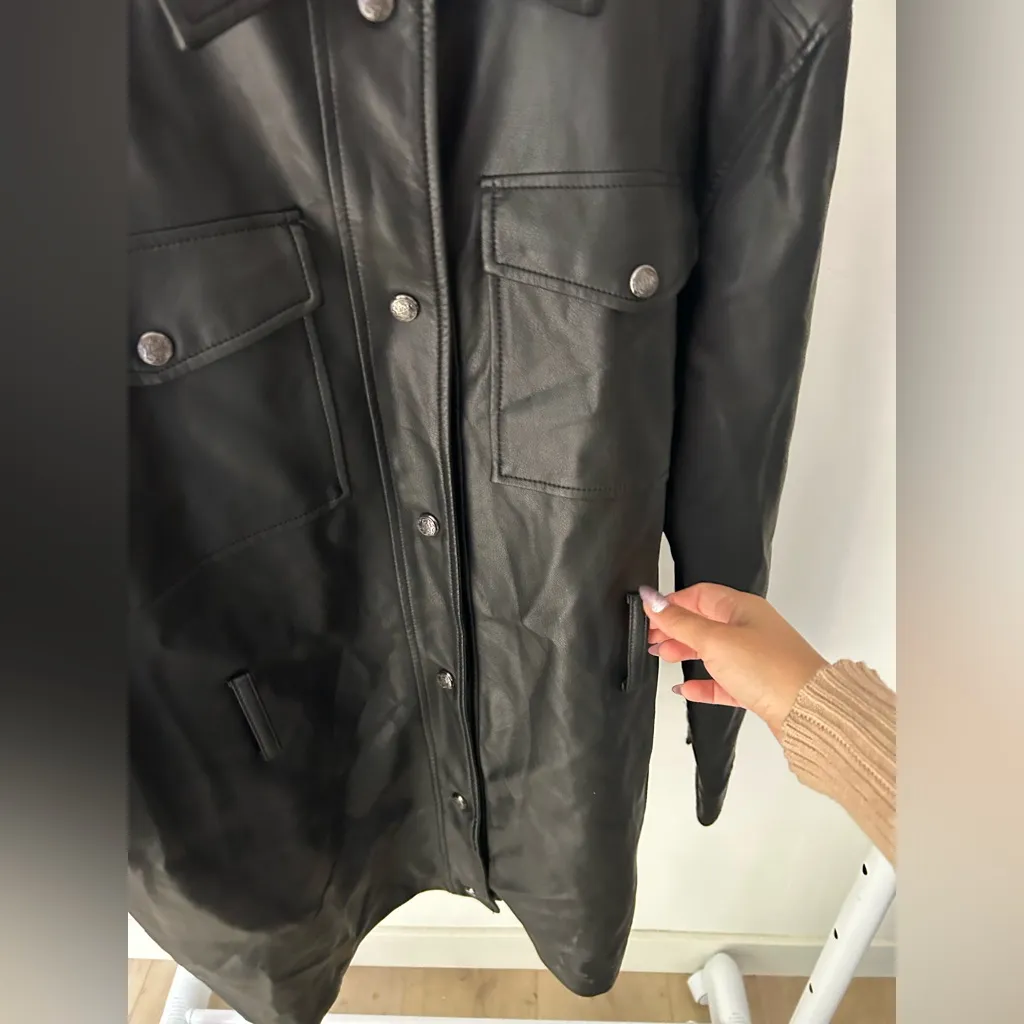 $300 Rebecca Minkoff Black Faux‎ Leather Top Size 8 - Image 5