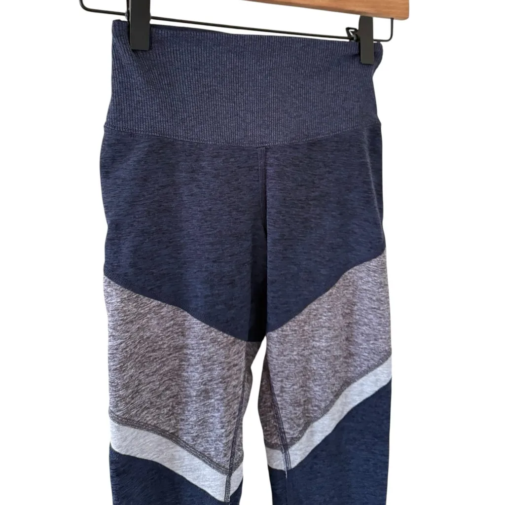 Alo Yoga  7/8 High-Waist Alosoft Sheila Legging - Image 6