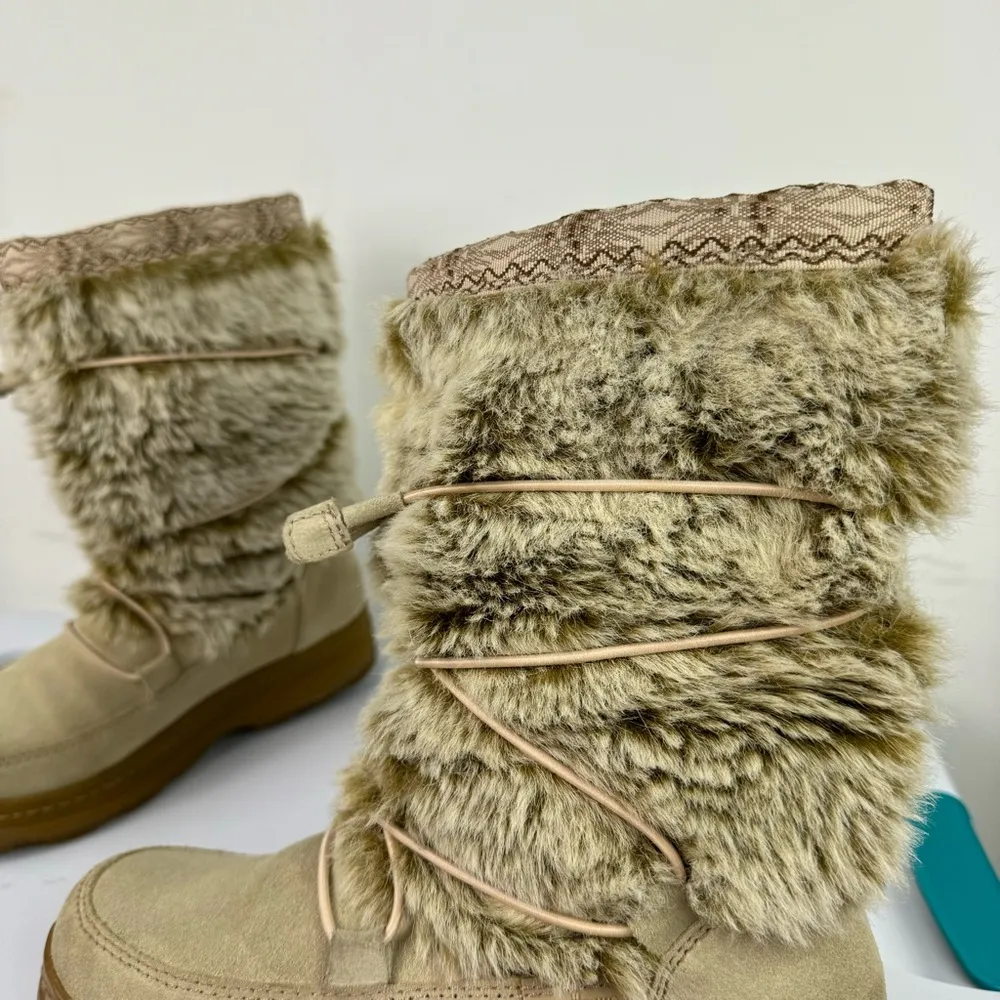 Minnetonka Womens Faux Fur Leather Boot Sz 7 Tan Western Aztec - Image 7