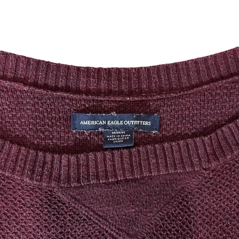American Eagle  Burgundy Crew Neck Sweater Size‎ Medium - Image 2