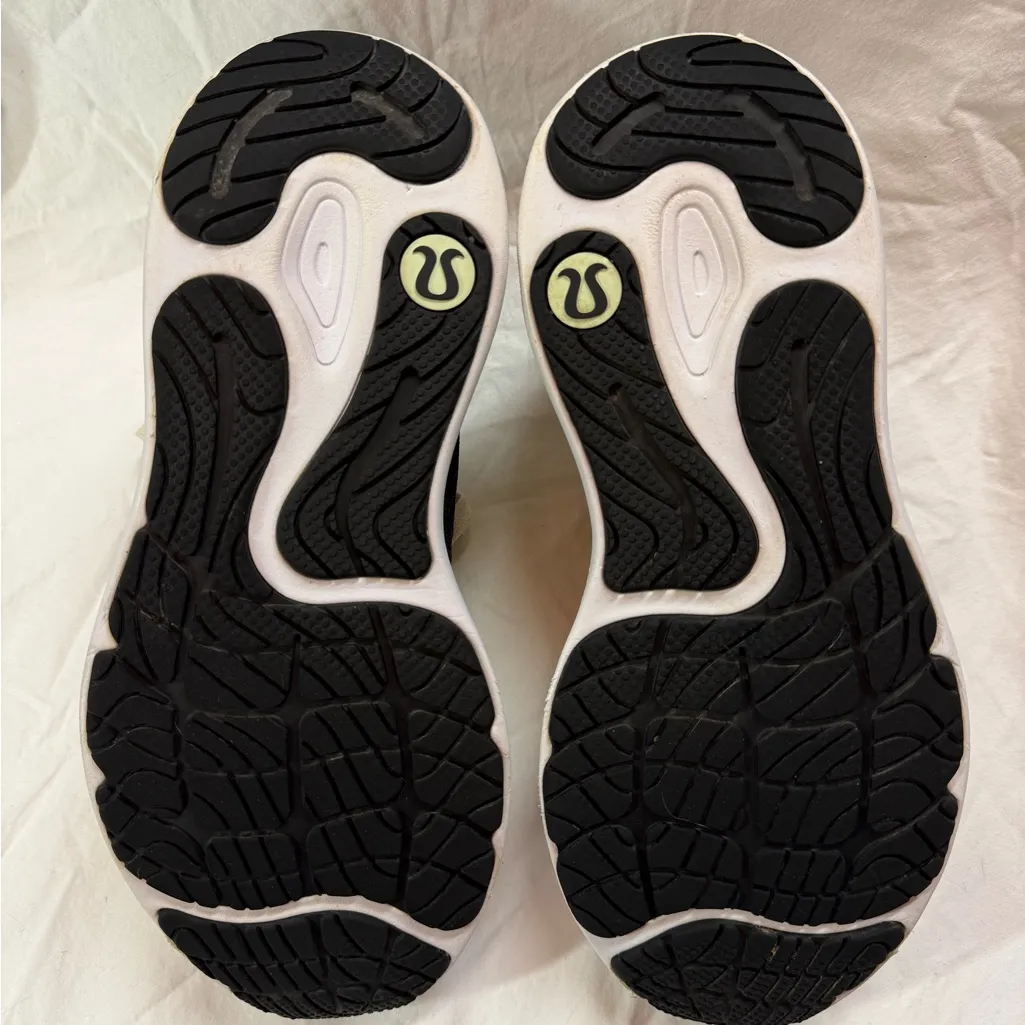 Lululemon Women's Blissfeel 2 White and Black Athletic Running Shoes - Size 10 - Image 9