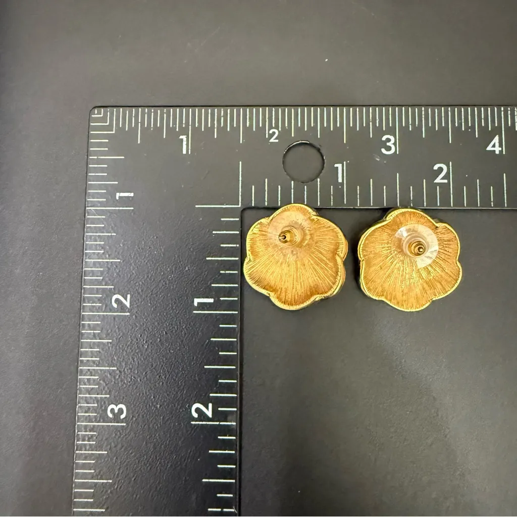 Vintage MONET Navy Blue Black/Beige Enameled Pinwheel Flower Pierced Earrings Black - Image 10