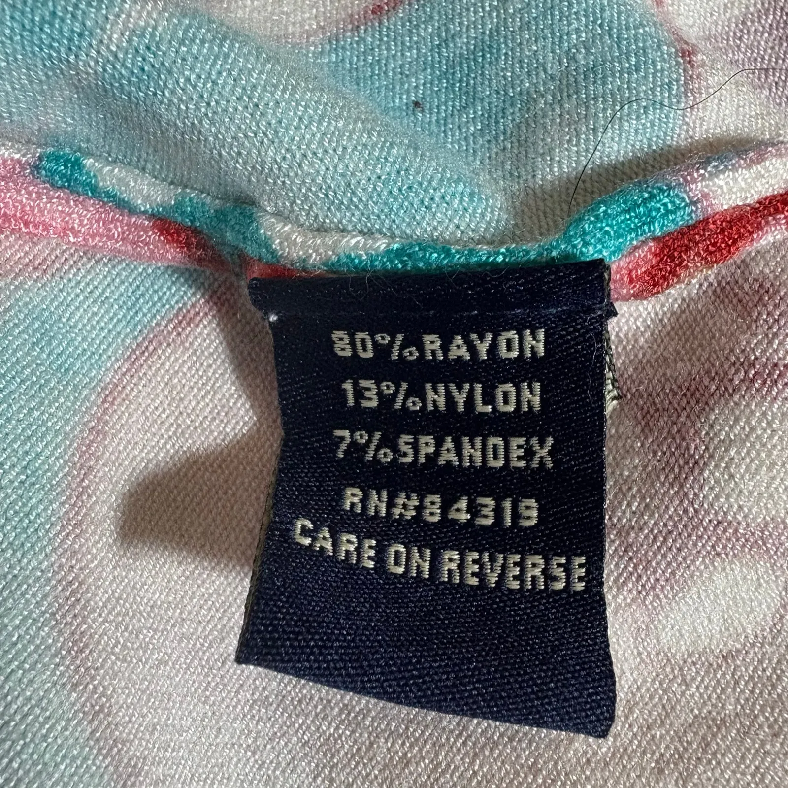 Boston Proper Top Sz M Bold Floral Print Stretch Split Sleeve Resortwear Vibrant - Image 8