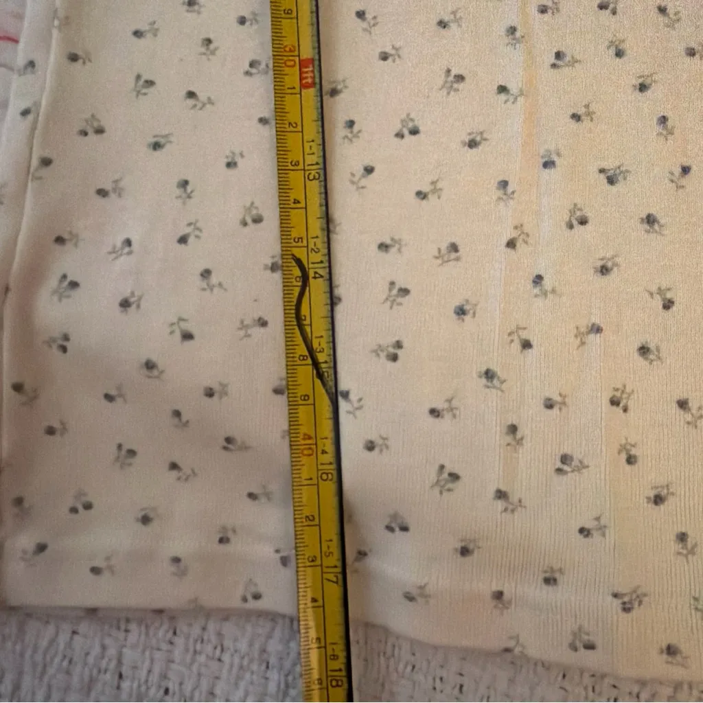 Brandy Melville Cream Lace Trim Top - Image 6