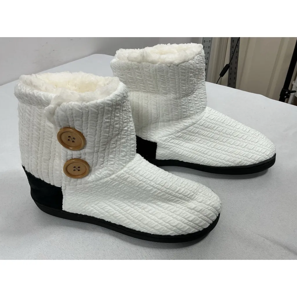 Womans Oncai Winter Slipper Boots Size 9/10 White Indoor Outdoor Knit NWT - Image 2