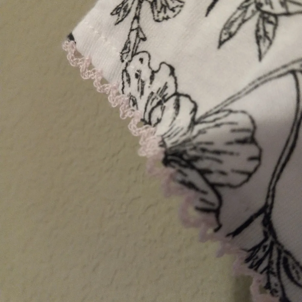 ME by Miss Elaine M Loungewear Top Button Down Front Black Size M - Image 4