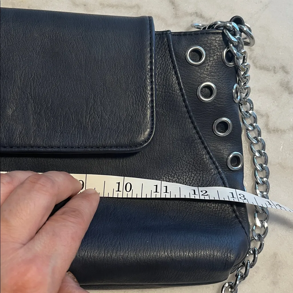 NWOT Charming Charlie Black Shoulder Bag with Silver Chain - Image 8