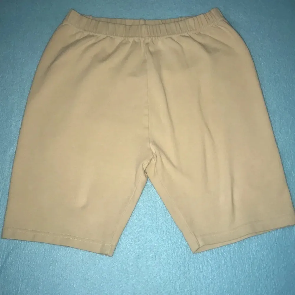 BASICS yoga shorts pull on elastic waistband size M Tan Size M - Image 2