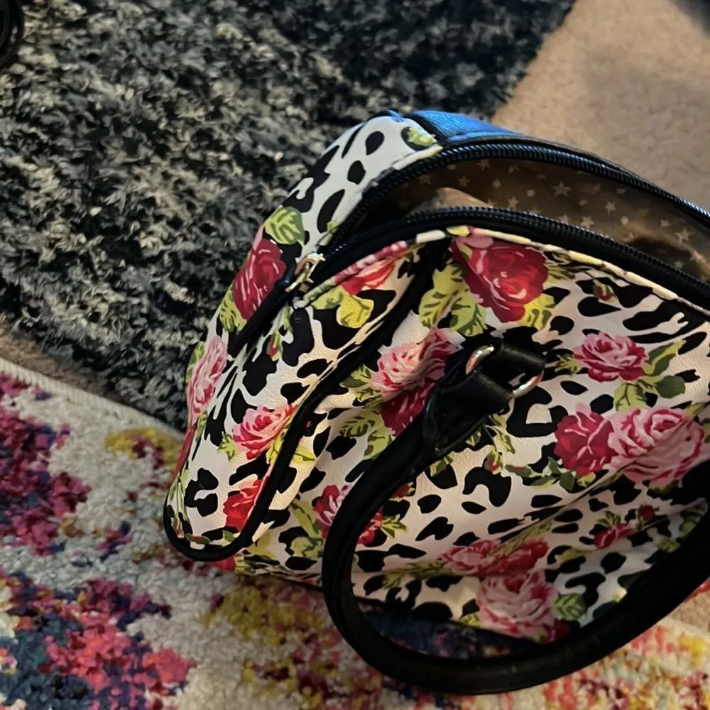 Betsey Johnson Betsy Johnson small crossbody purse - Image 7