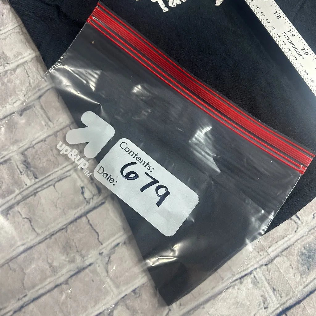 EUC Gildan Johnnys Bar Women's Black T-Shirt White Font Size M - Image 8