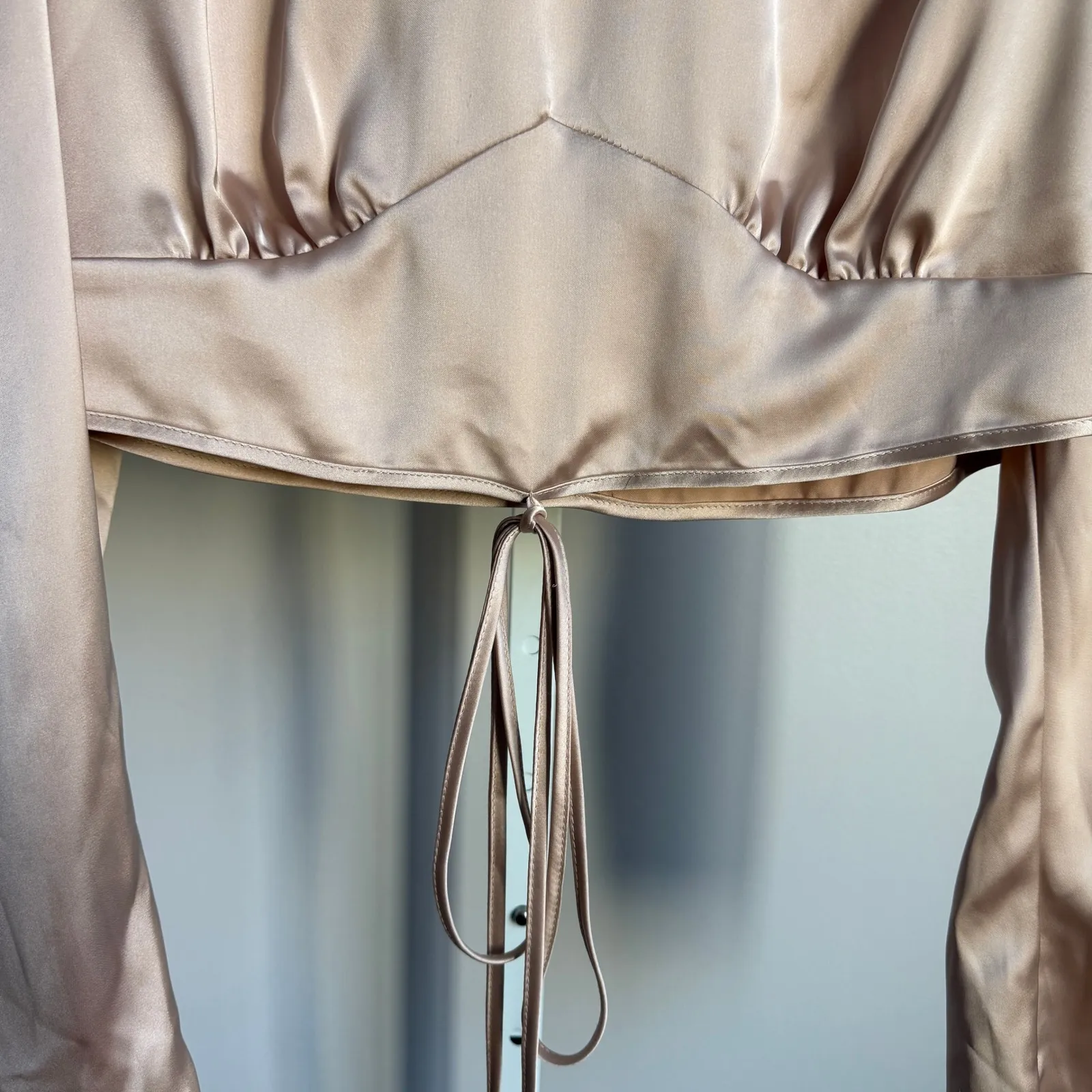 ASOS Design Satin Crop Top‎ pink satin soft girl Long Sleeve Blouse Party US 14 Tan - Image 3