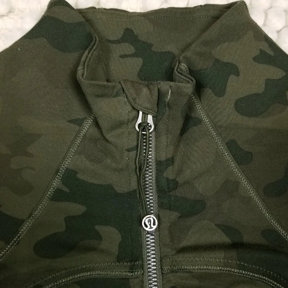 Lululemon Forme Jacket Cuffins Savasana Camo 20cm Fatigue Green Sz 10 - Image 7