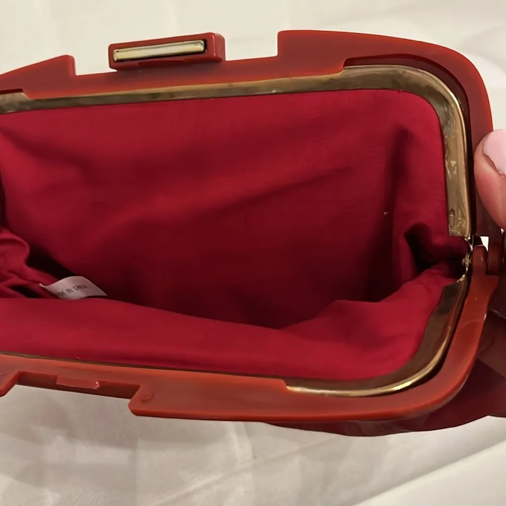 Beautiful clutch in good condition minor signs of use. - Image 3