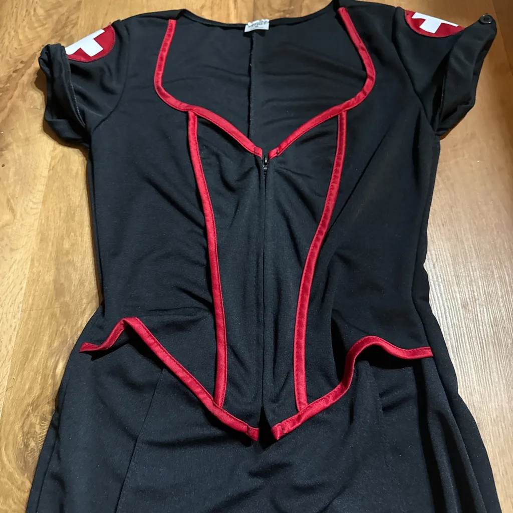 Adult Size Medium Spirit Halloween Role Play Sexy Medic Nurse Costume Dress EUC - Image 4