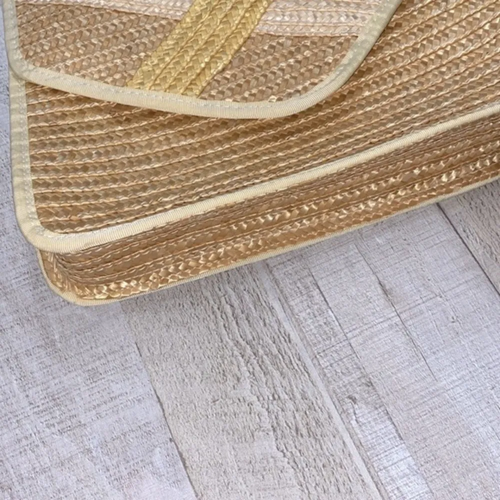 VINTAGE straw handbag with vintage Georgia paperwork & postcards Tan - Image 3