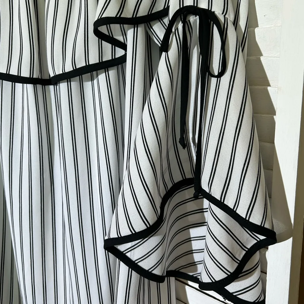 Maurices Large striped off the shoulder flowy blouse ruffle & bell sleeve NWT - Image 7