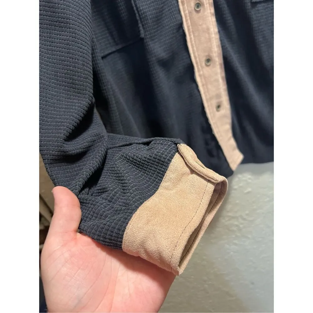 Grey Full Button Up Top Woman’s Size XL Gray - Image 3