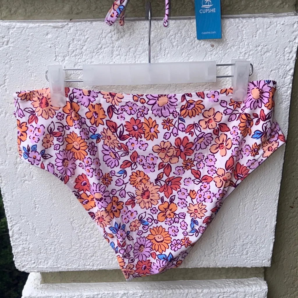 Cupshe Floral Print Swim Top & Mid Rise Swim Bottoms Bikini Set NWT - Image 6